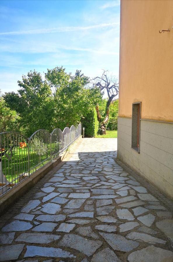 Casa Mica Abbadia San Salvator Exterior foto